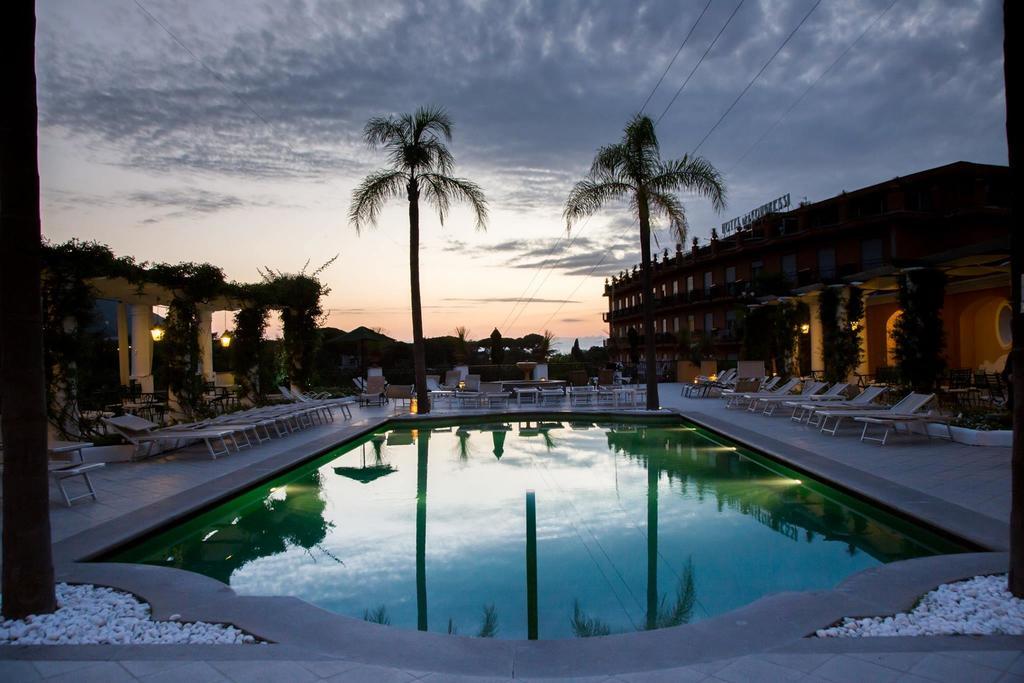 Hotel dei Congressi Castellammare di Stabia Esterno foto